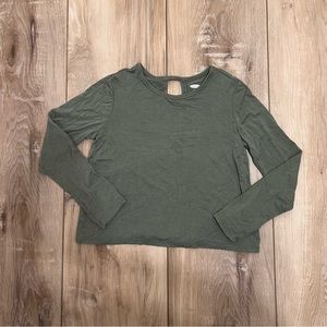 Old navy top size small 6/7